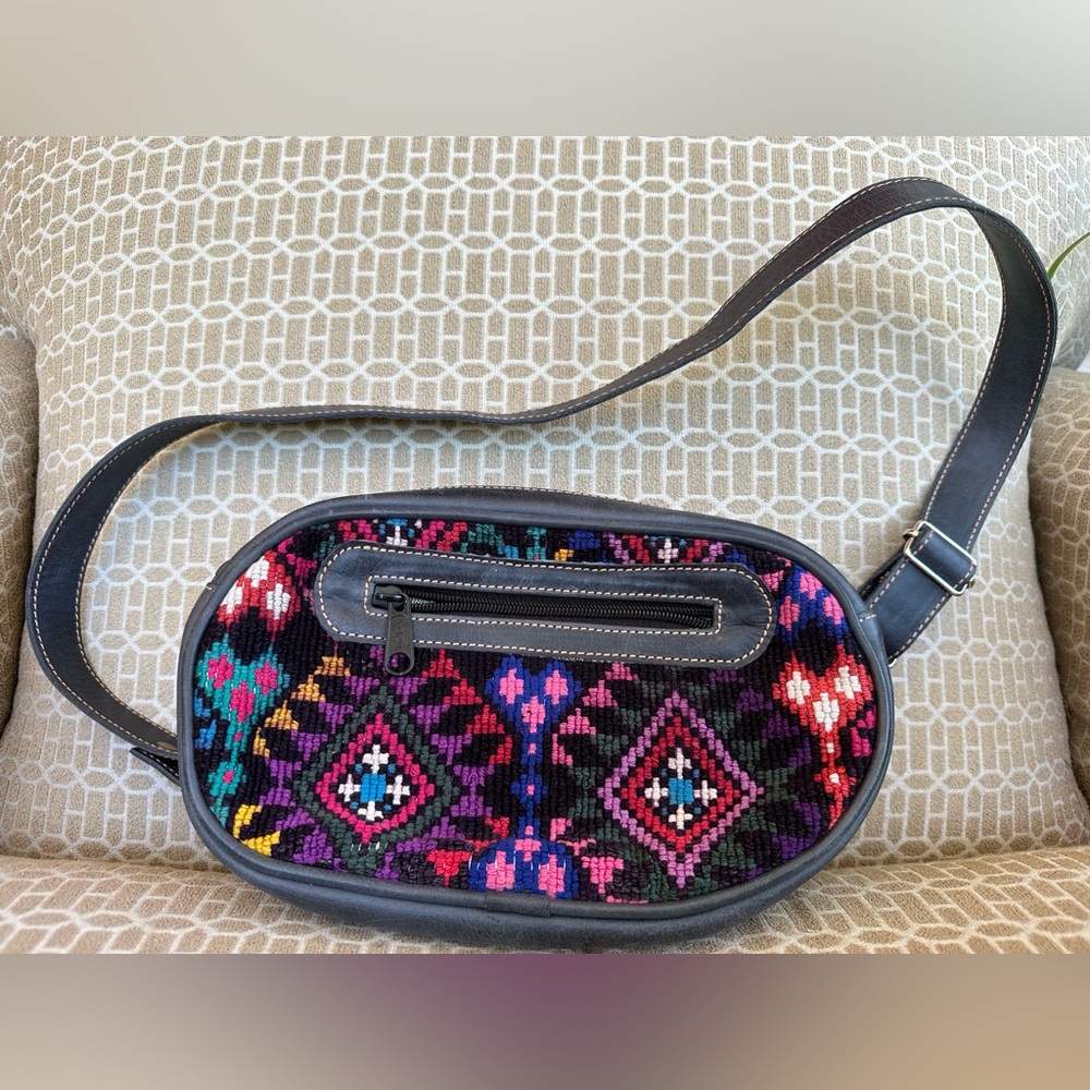 DC bg Purse